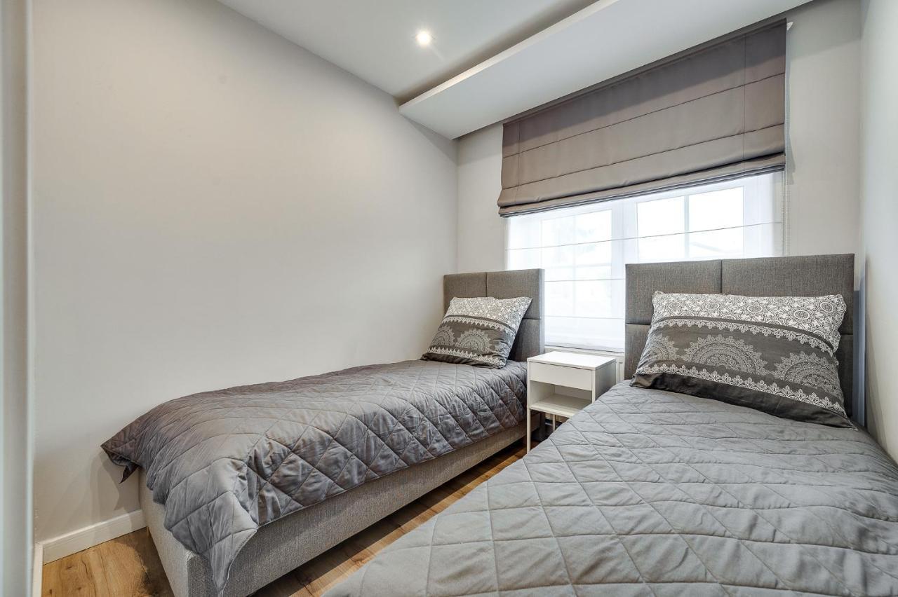 Central Platinum Apartments 31 Ρίμπνικ Εξωτερικό φωτογραφία